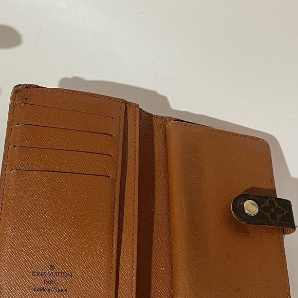 Louis Vuitton Monogram Kisslock Wallet - Picture 9 of 13